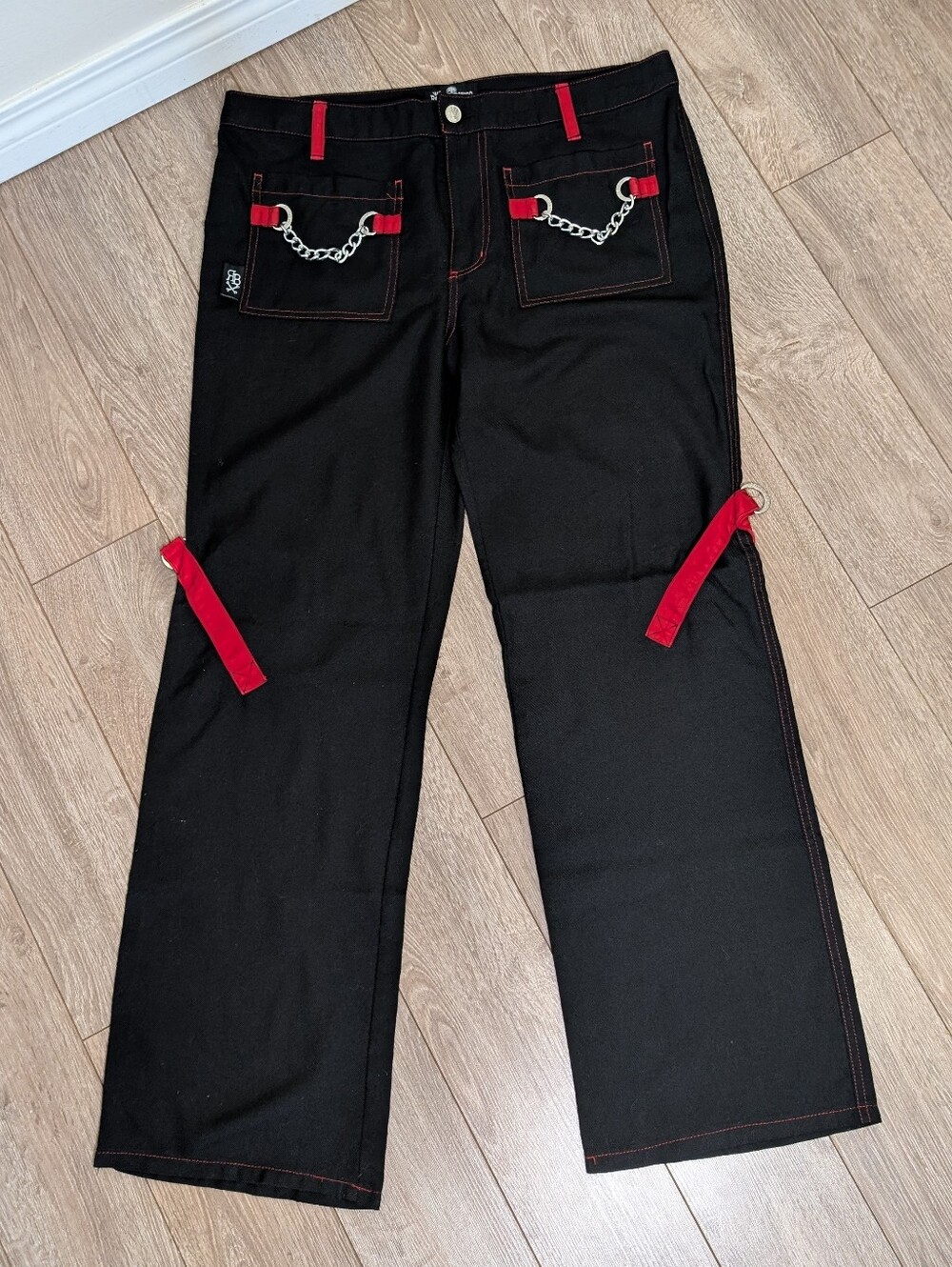 Y2K Royal Bones Black Wide-Leg Jeans with Red Strap & Chain Accents